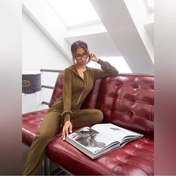 Savage x FENTY sleep shine hooded jumpsuit size large - Picture 4 of 8